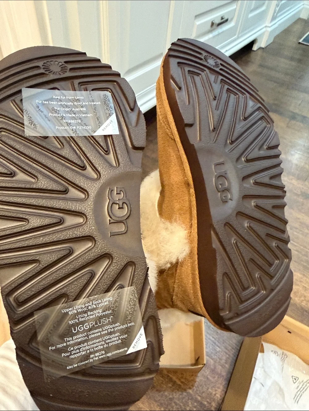 UGG Kids Chestnut (CHE) Tall Boots Box